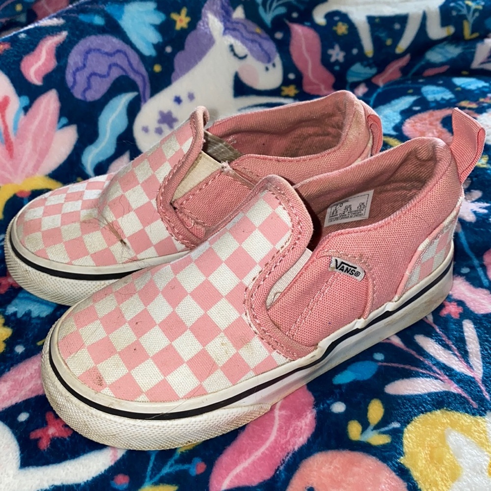 Pink checkered Vans!